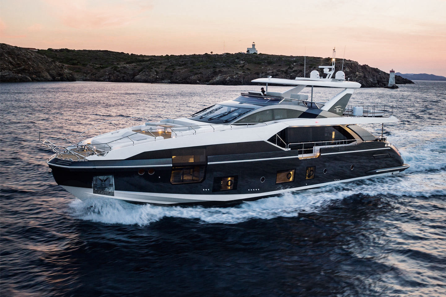 Azimut Grande 27M