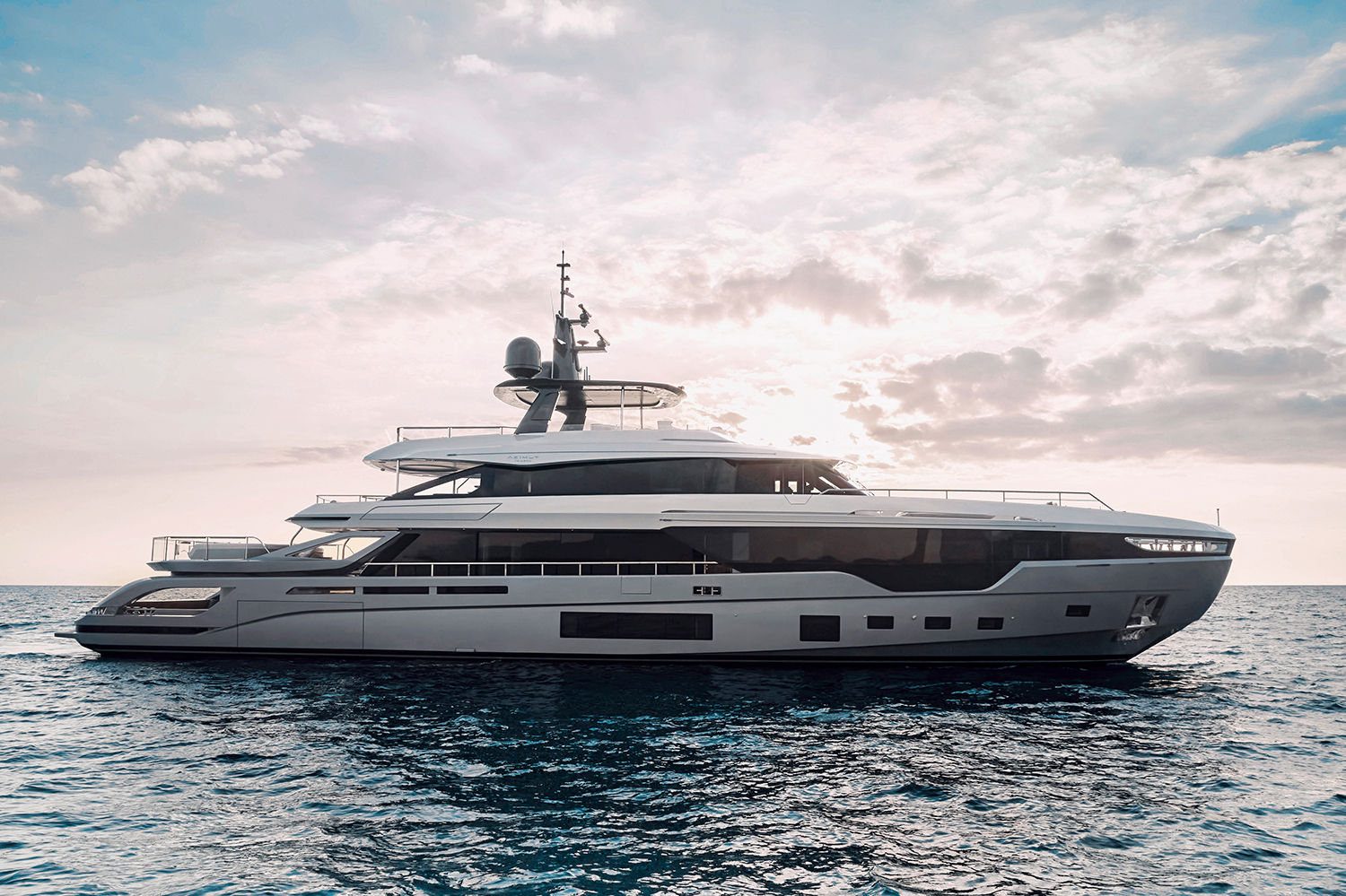 Azimut Grande Trideck